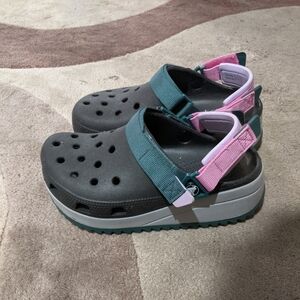Crocs hiker clogs